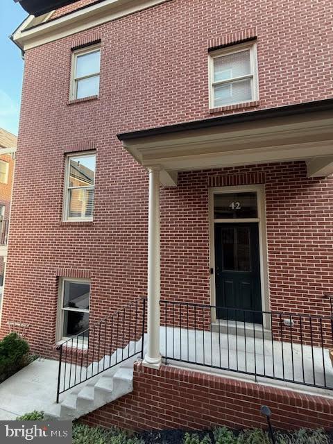 Photo - 42 Maxwell Square Townhome