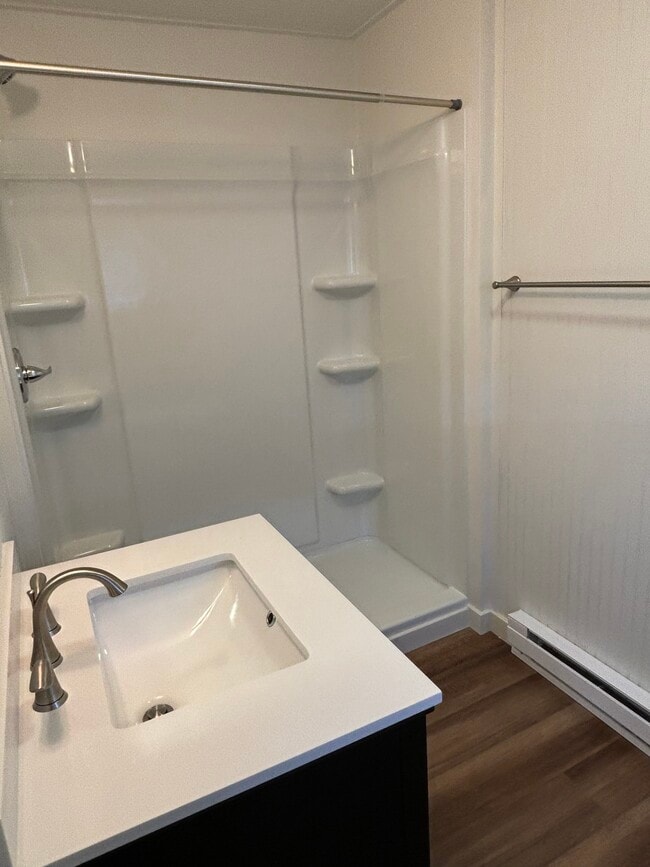 Photo - 440 B Aly Unidad A