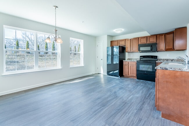 Photo - Frederick Court