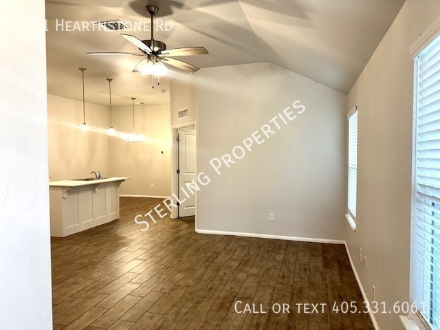 Photo - 2401 Hill Rd