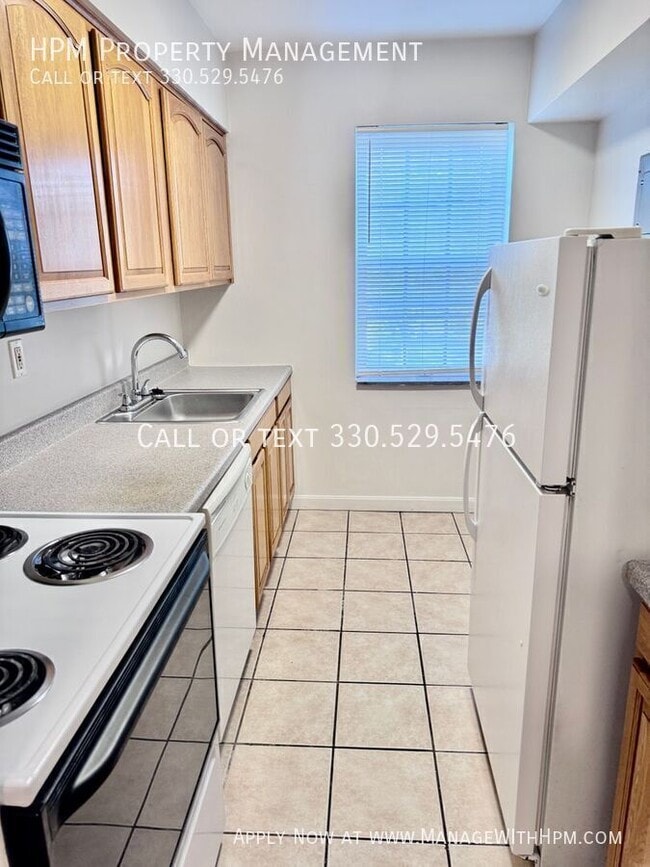 Photo - 3310 Warrensville Center Rd Unit MT-311