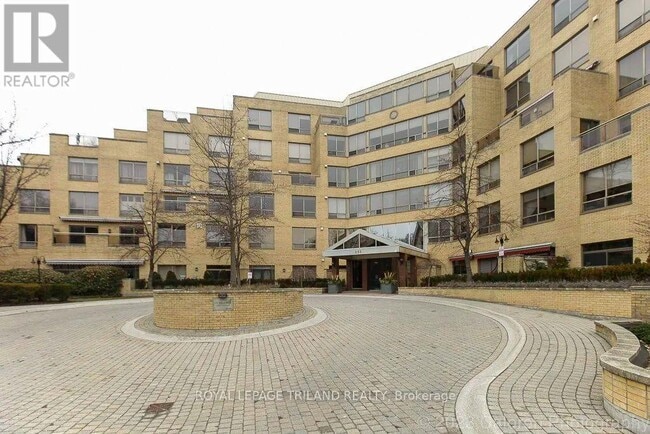 Photo - 250 Sydenham St Unité 507