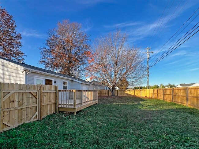 Photo - 1248 Derek Dr