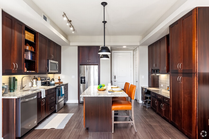 1BR, 1BA A2 - 754SF