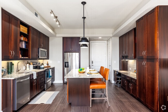 1HAB, 1BA - 754 ft² - The Maxwell