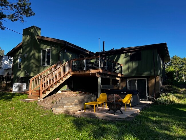 Photo - 1720 49th Ave NE