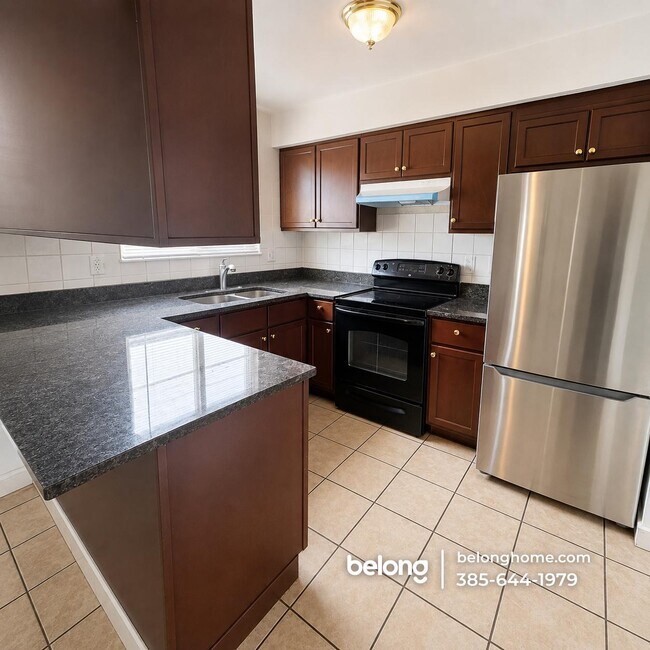 Photo - 231 S Montgomery St Unit 2