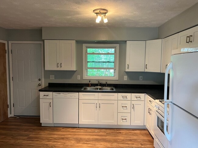 Photo - Joslynn Properties LLC-8315 & 8317 Unit 8315