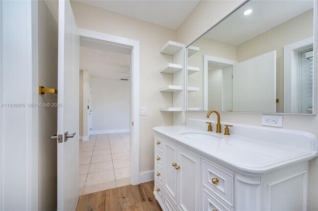 Photo - 5626 SW 69th Ave