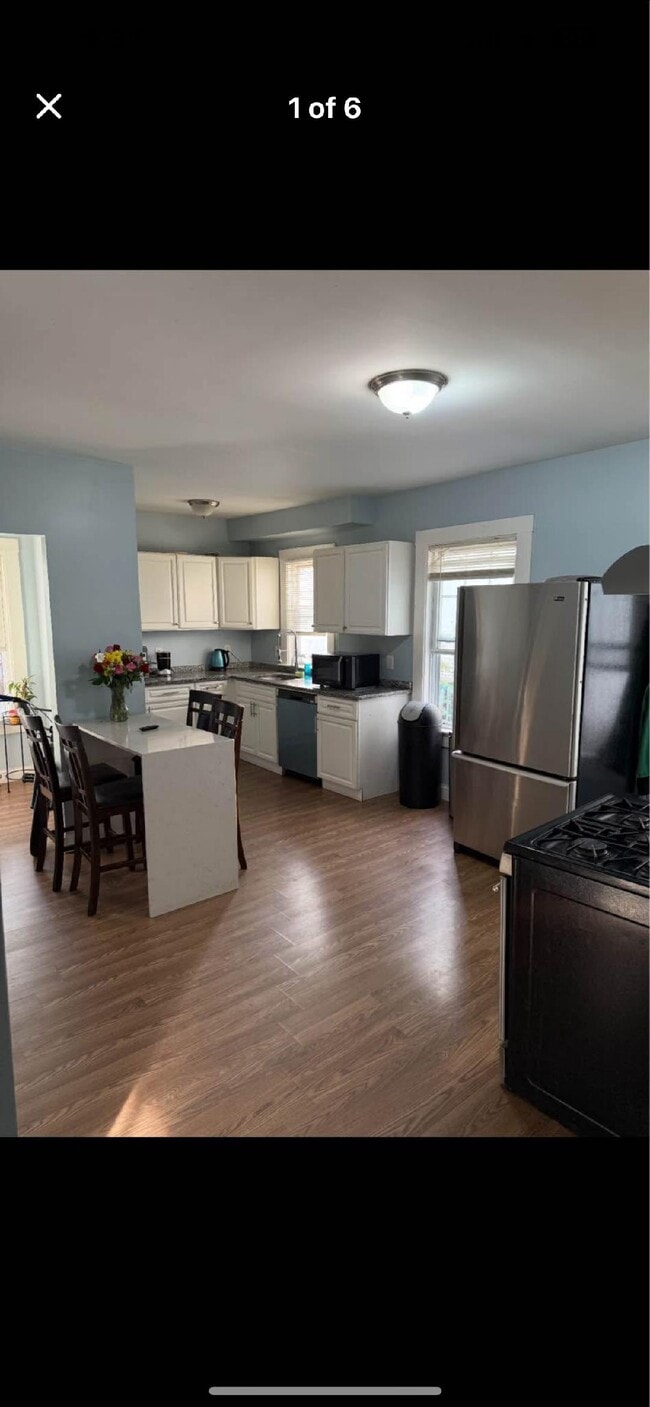 Building Photo - 70 Whiting St Unit 1