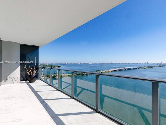 Photo - 3131 NE 7th Ave Unit 2702