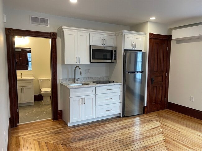 Photo - 41 Summer St Unidad 6