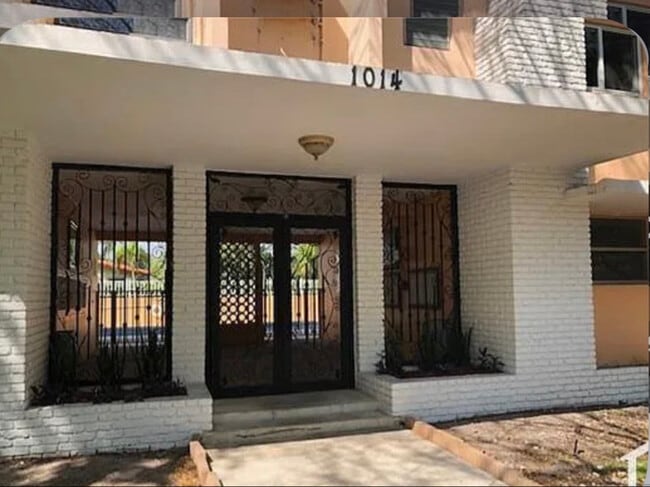 Photo - 1014 Salzedo St Unit 208