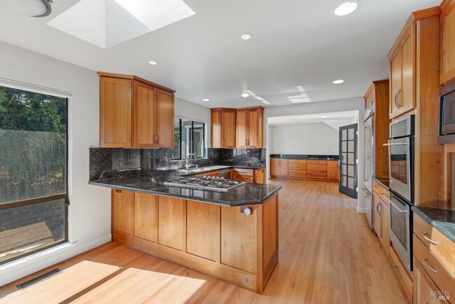 Photo - 500 Ridge Rd