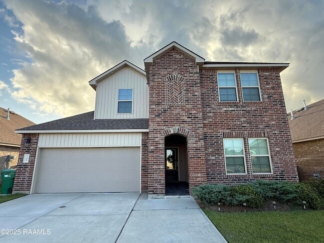 Building Photo - 200 Broussard Hl Dr Rental