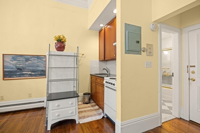 Photo - 227 Marlborough St Unit 6