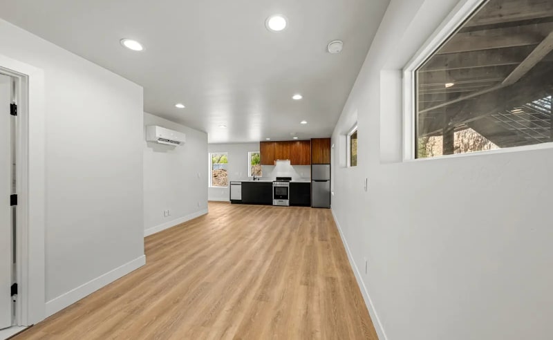 Photo - 235 Rosemary Ln