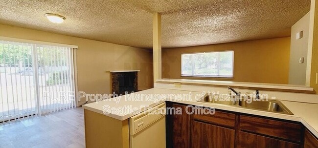 Photo - 5801 13th Ave SE