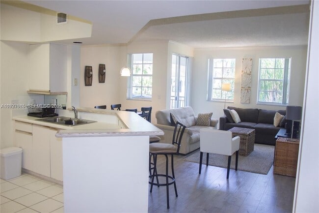 Photo - 3145 NE 184th St Unit 5306