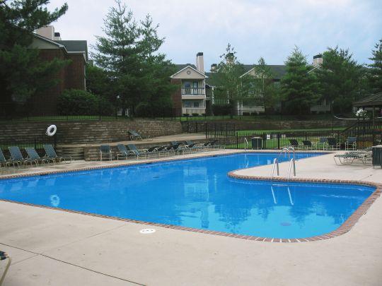 Piscina - Remington Apartments