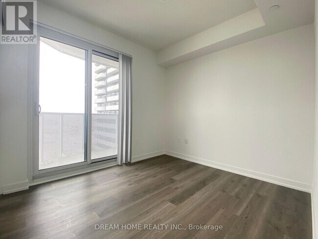 Photo - 195 Commerce St Unité 2711