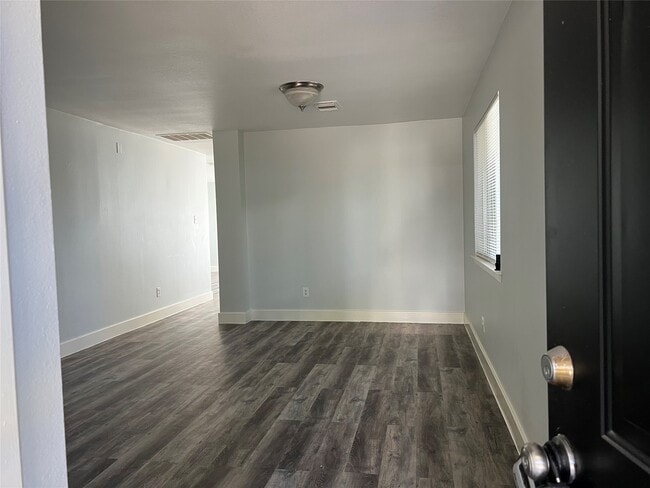 Photo - 11956 Chanteloup Dr