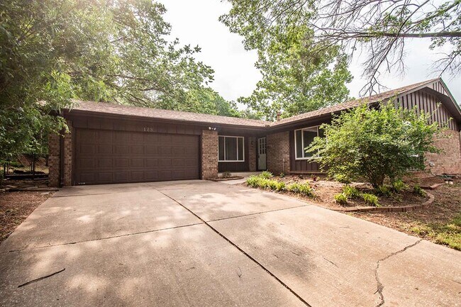 Photo - 123 N Grandview St