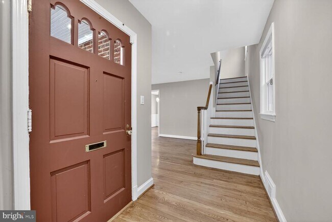 Photo - 4428 Butterworth Pl NW