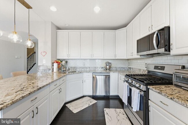 Photo - 24612 Nettle Mill Square