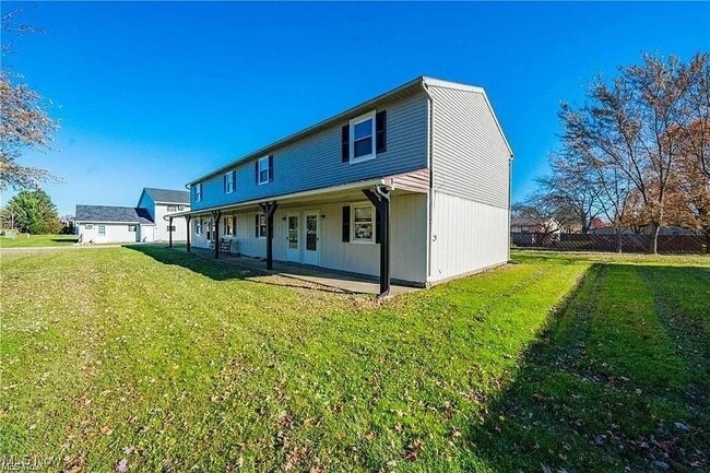 Photo - 221 Brunswick Dr Unit B