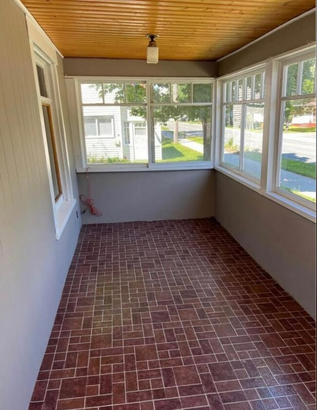 Photo - 116 Greenwood Dr