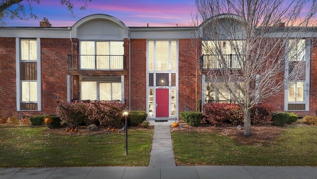 Building Photo - 29516 Bobrich St Unit 20