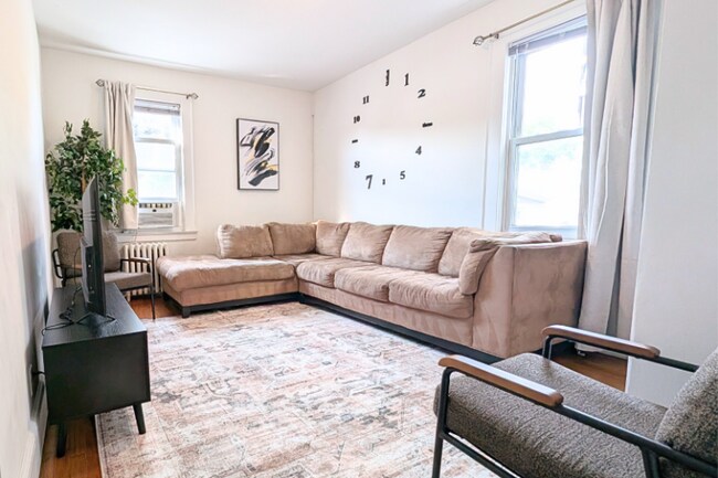 Photo - 108 Gotthart St