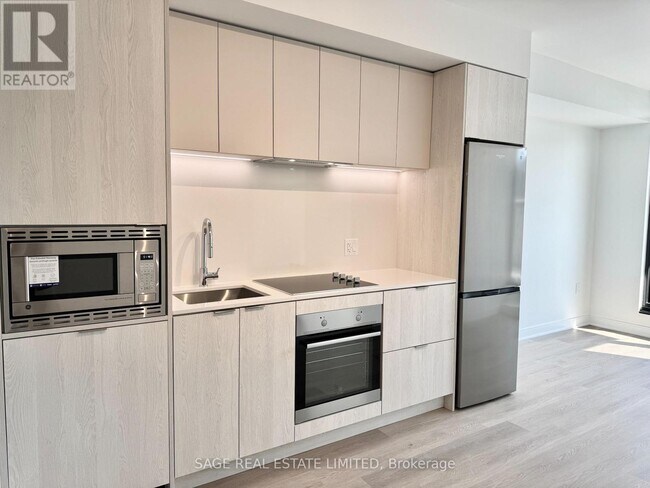 Photo - 86 Dundas St E Unit 806