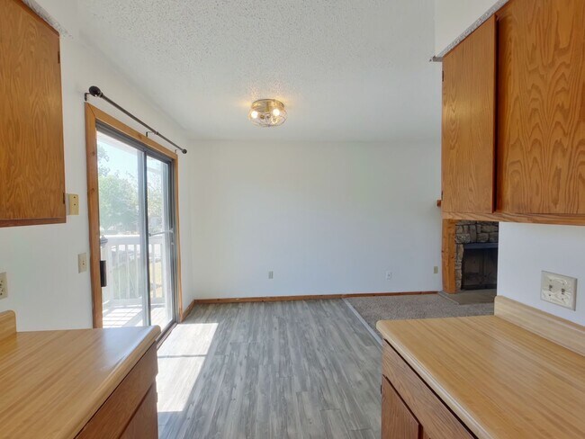 3950 N Garland Cir