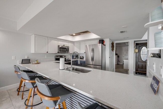 Photo - 129 Lagoon Ct