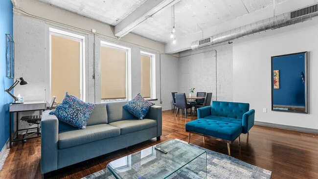 Photo - 500 S Ervay St Unidad ID1297780P