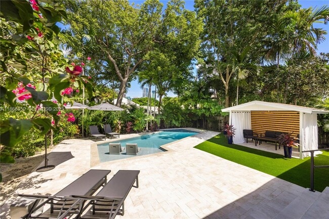 Photo - 141 SW 23rd Rd