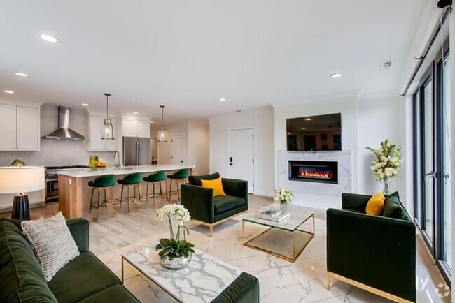 Building Photo - 3 bedroom in Chicago IL 60625 Unit 2N Rental
