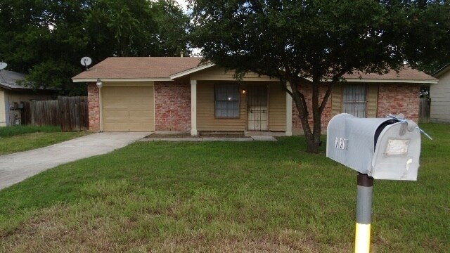 Building Photo - 7215 Glen Heights Rental