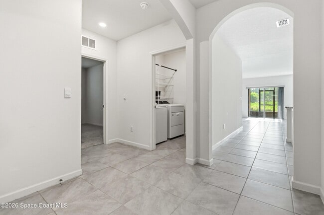 Photo - 939 Remington Green Dr SE