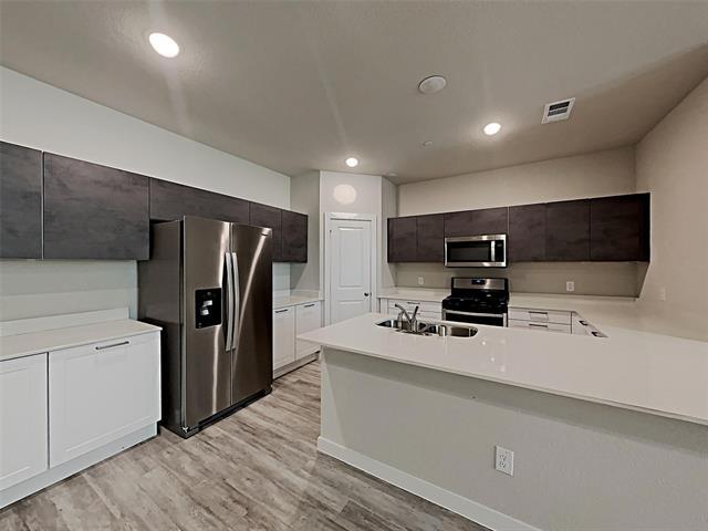 1312 Creekbank Dr