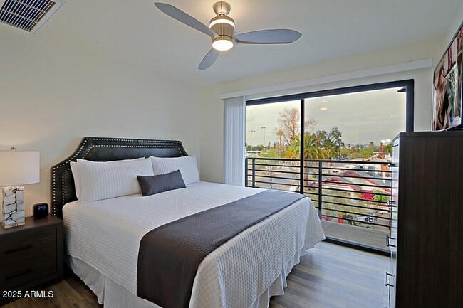 Photo - 475 N 9th St Unit 311