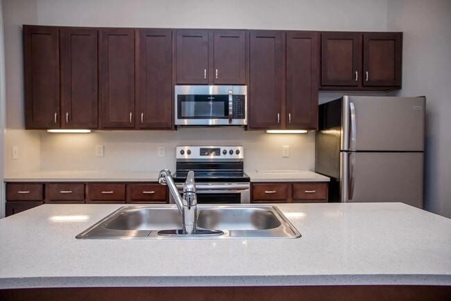 Photo - SUPER CUTE 2 Bedroom in Mid- City
