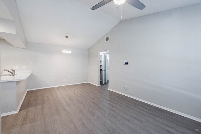 VeridianPlace_A1R_003_14108508-HDR_S - Veridian Place