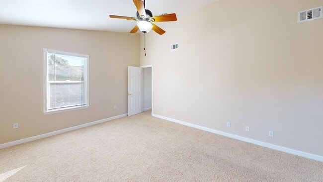 Photo - Branch, 367-369 Unidad 369 #B