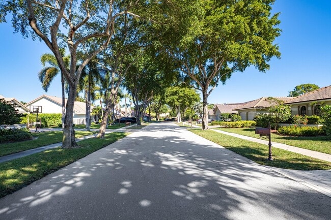 Photo - 4720 NW 28th Ave