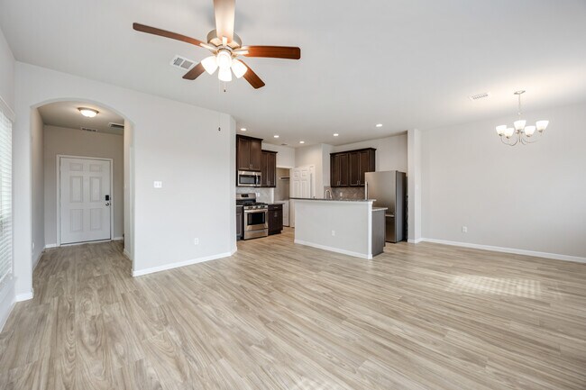 Photo - 6526 Macroom Meadows Ln