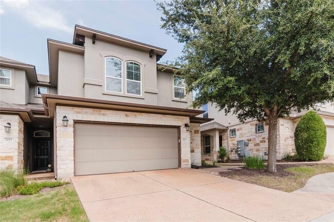 Building Photo - 13400 Briarwick Dr Unit 703 Rental