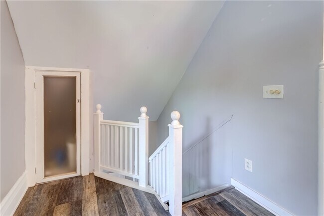 Photo - 161-163 Hamilton St